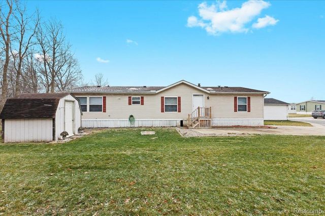 28289 Spruce st., Flat Rock, MI 48134