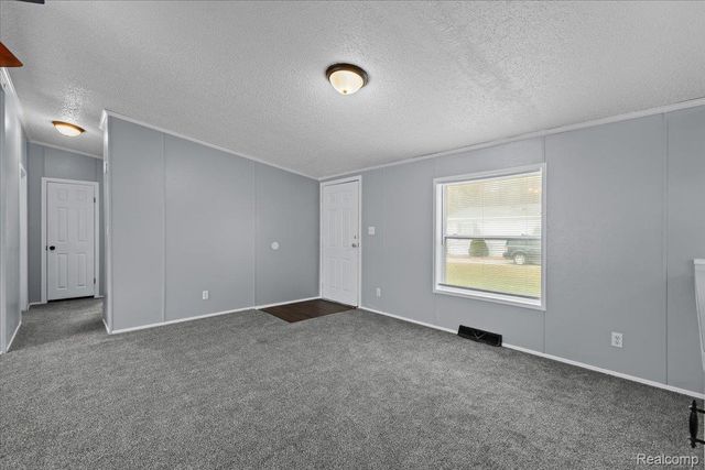 28289 Spruce st., Flat Rock, MI 48134