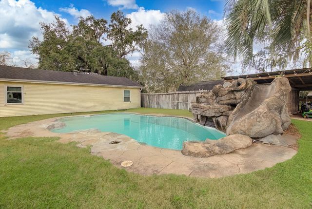 17620 County Road 945, Brazoria, TX 77422