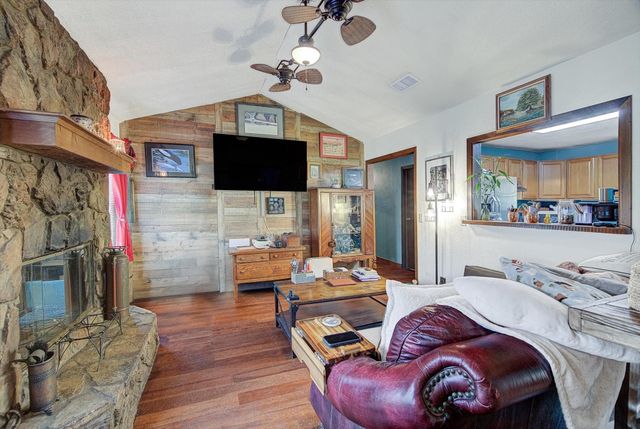 17620 County Road 945, Brazoria, TX 77422