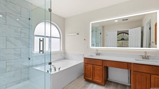 6111 Palmetto Way, San Antonio, TX 78253