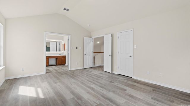 6111 Palmetto Way, San Antonio, TX 78253