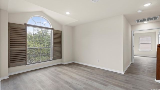 6111 Palmetto Way, San Antonio, TX 78253