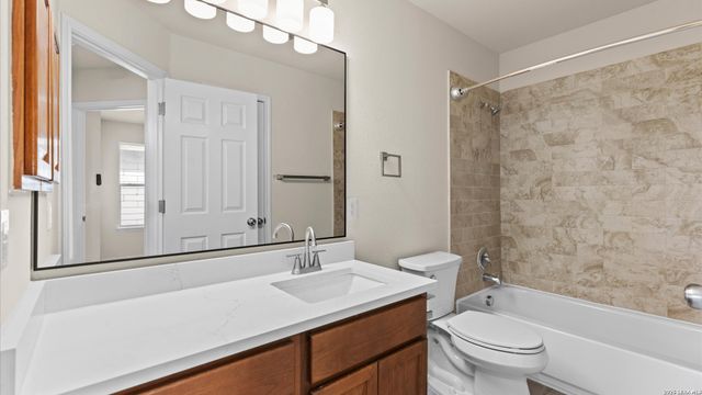 6111 Palmetto Way, San Antonio, TX 78253