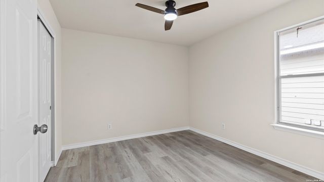 6111 Palmetto Way, San Antonio, TX 78253