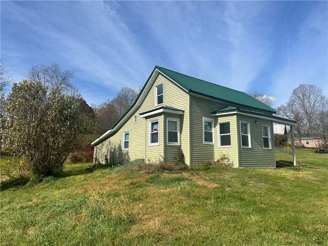 3661 State Highway 51, New Lisbon, NY 13415