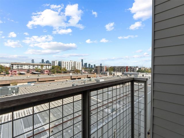 1702 S Lamar BLVD 9, Austin, TX 78704