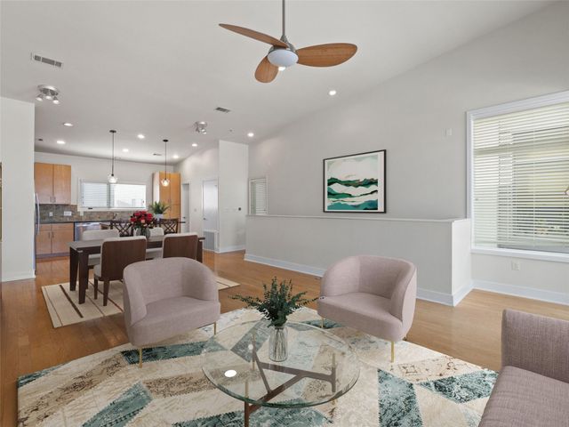 1702 S Lamar BLVD 9, Austin, TX 78704