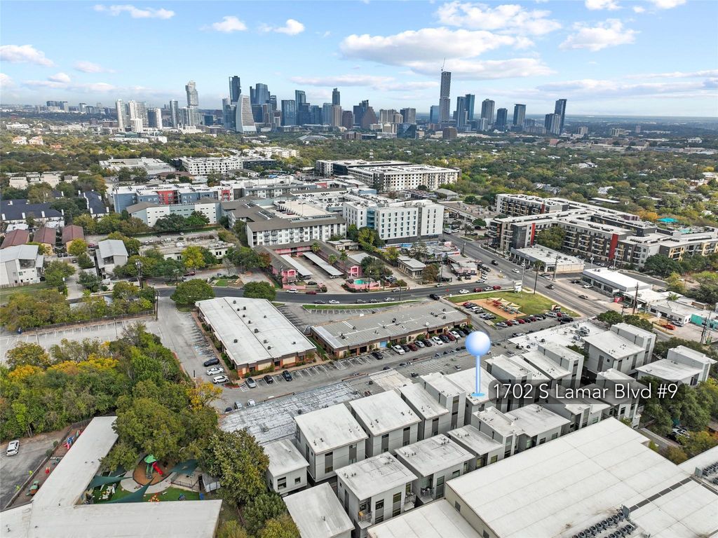 1702 S Lamar BLVD 9, Austin, TX 78704