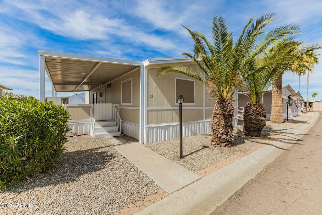 7810 W PEORIA Avenue 85, Peoria, AZ 85345 — photo 2