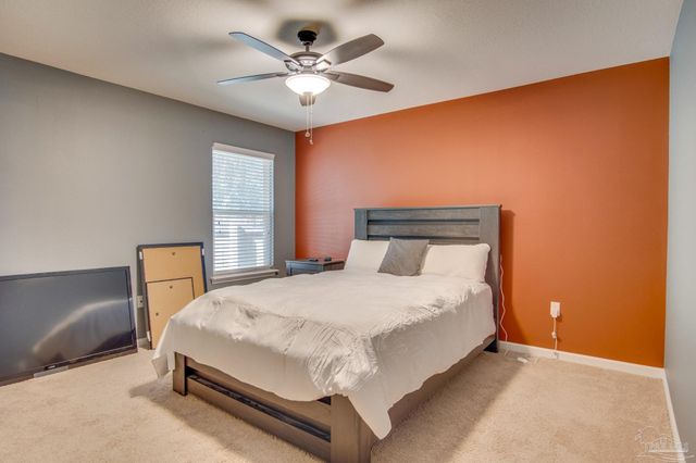 172 Creekview Dr, Pensacola, FL 32503