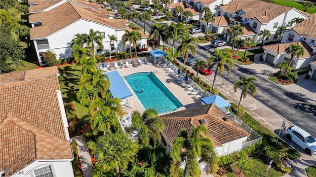 6837 Sterling Greens DR 201, Naples, FL 34104