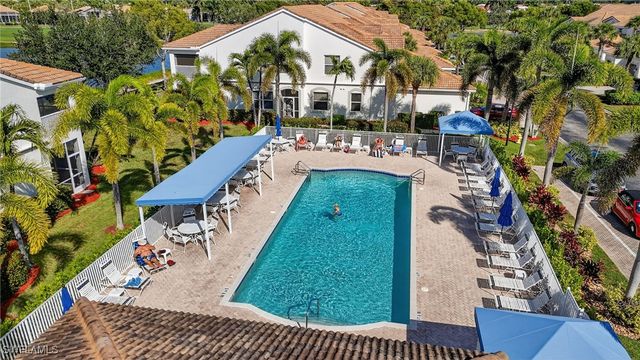 6837 Sterling Greens DR 201, Naples, FL 34104