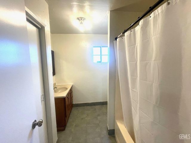 347 Northrup Street, Bakersfield, CA 93307