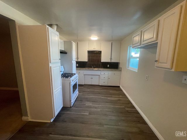 347 Northrup Street, Bakersfield, CA 93307