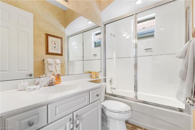 6753 Bent Grass DR, Naples, FL 34113