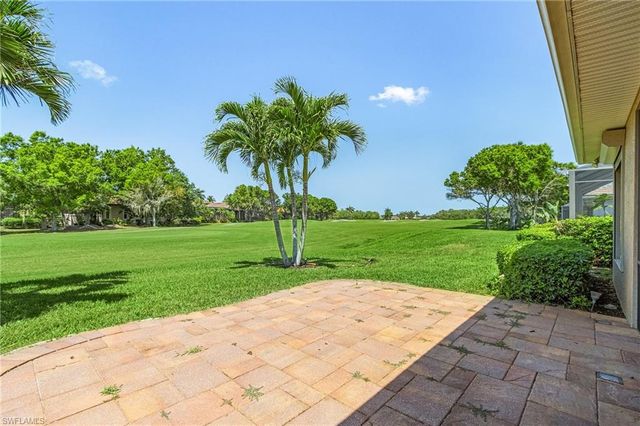 6753 Bent Grass DR, Naples, FL 34113