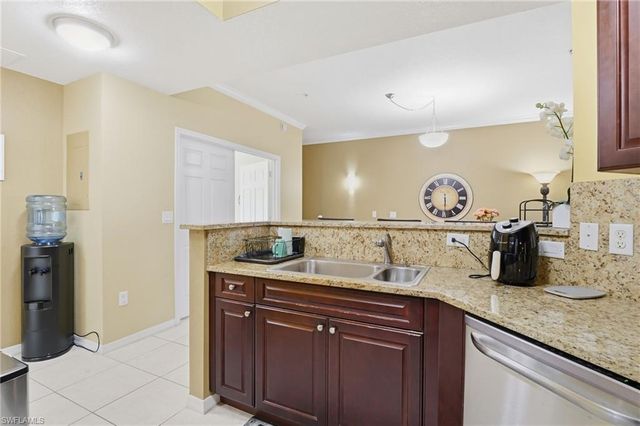 8560 Violeta ST 204, Estero, FL 34135