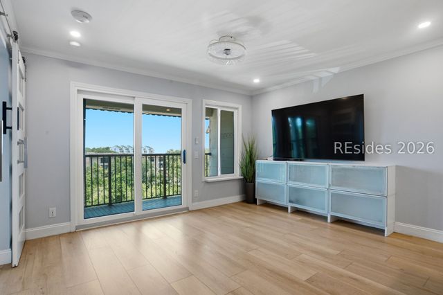 40 Folly Field Road 434, Hilton Head Island, SC 29928