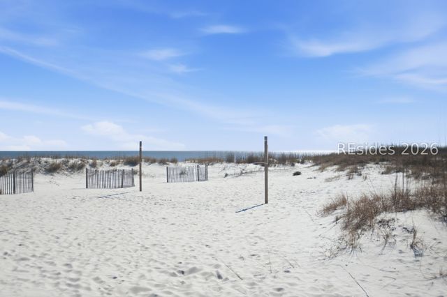 40 Folly Field Road 434, Hilton Head Island, SC 29928