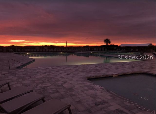 40 Folly Field Road 434, Hilton Head Island, SC 29928