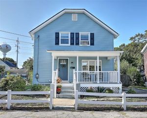 25 Ide Avenue, East Providence, RI 02914