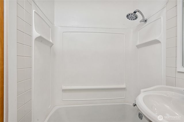 5017 SW Grayson Street, Seattle, WA 98116