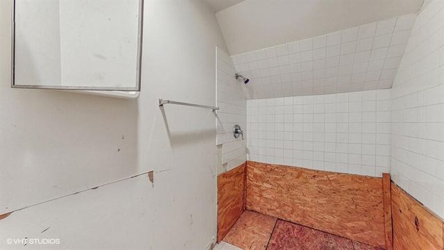 2140 Indianapolis Boulevard, Whiting, IN 46394