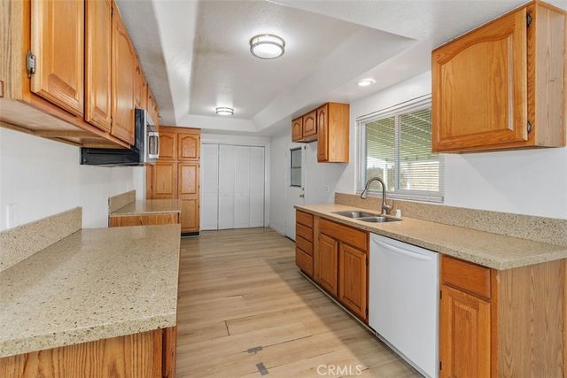 1337 W 5th, Ontario, CA 91762