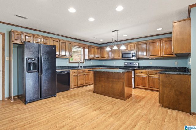 107 PINE HARBOR WAY, Pell City, AL 35128