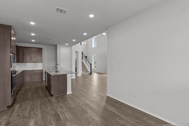 2439 Tinkerton, San Antonio, TX 78245