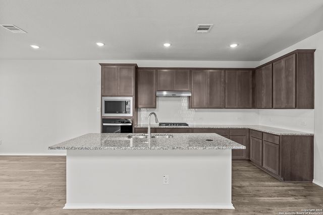 2439 Tinkerton, San Antonio, TX 78245