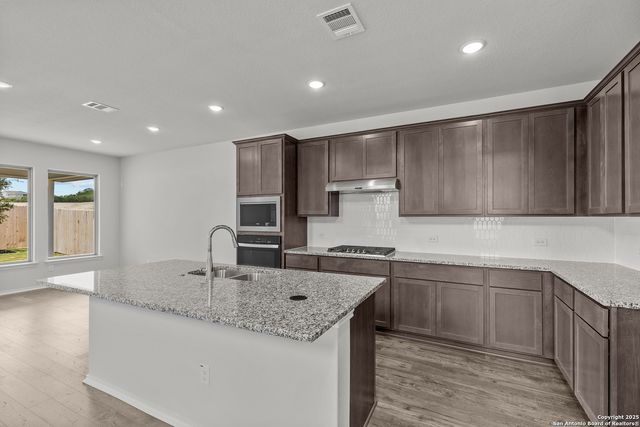 2439 Tinkerton, San Antonio, TX 78245