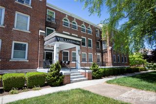 622 S Haywood Street 102, Waynesville, NC 28786