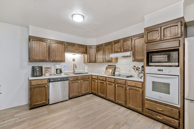 1410 SW 35TH Avenue, Amarillo, TX 79109