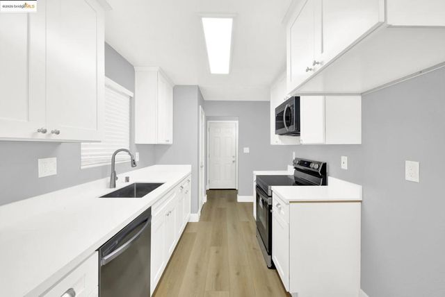 1232 73Rd Ave, Oakland, CA 94621