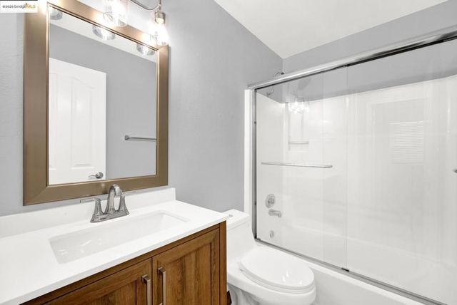 1232 73Rd Ave, Oakland, CA 94621