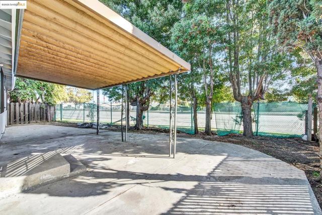 1232 73Rd Ave, Oakland, CA 94621