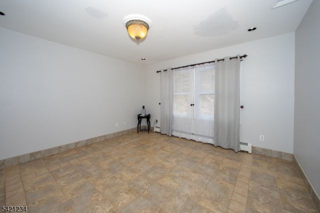 105 Valley Road, Wantage Twp., NJ 07461