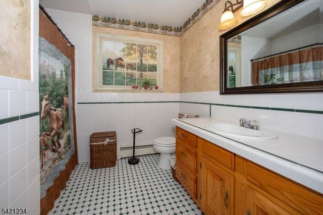 105 Valley Road, Wantage Twp., NJ 07461