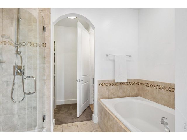 3823 W 39th Ave, Denver, CO 80211