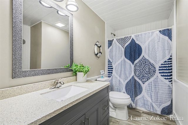 11560 84th Avenue, Allendale, MI 49401