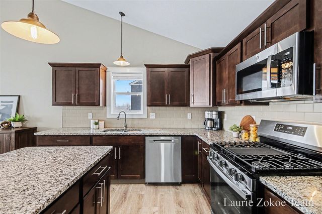 11560 84th Avenue, Allendale, MI 49401