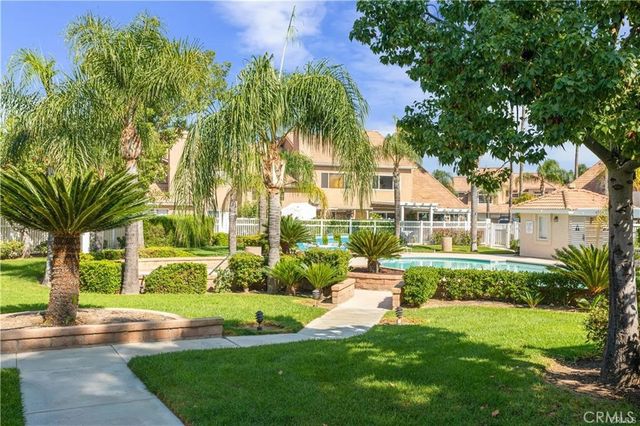 1521 Classico, Corona, CA 92882