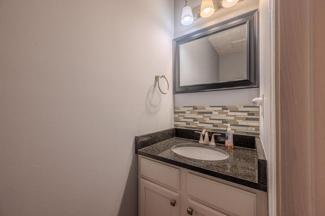 205 Knight Dream Street, Delaware, OH 43015