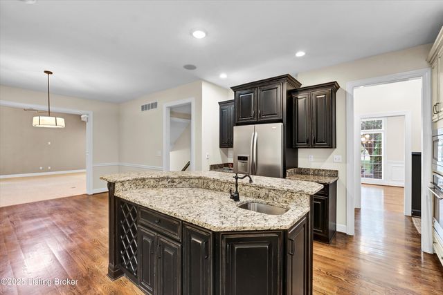 6024 Waterfall Way, Prospect, KY 40059