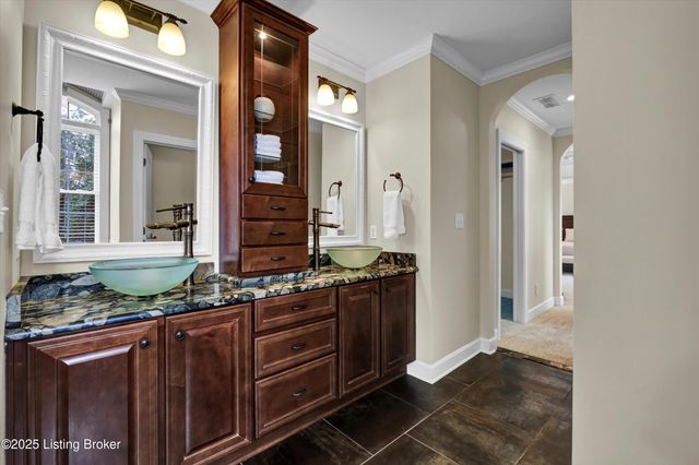 6024 Waterfall Way, Prospect, KY 40059