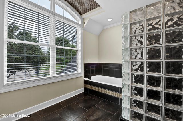 6024 Waterfall Way, Prospect, KY 40059