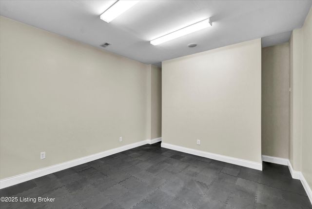 6024 Waterfall Way, Prospect, KY 40059