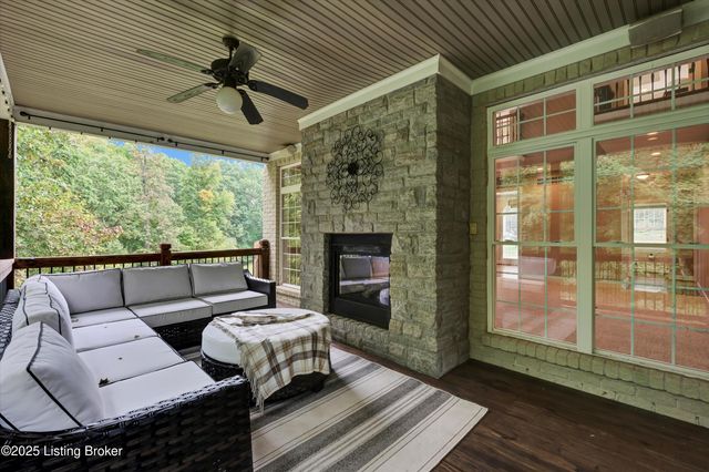 6024 Waterfall Way, Prospect, KY 40059